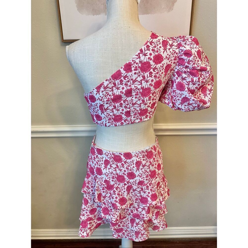 Mergim Revolve Dakota One Shoulder Dress in White & Pink Size 1 Size Small - Picture 4 of 5